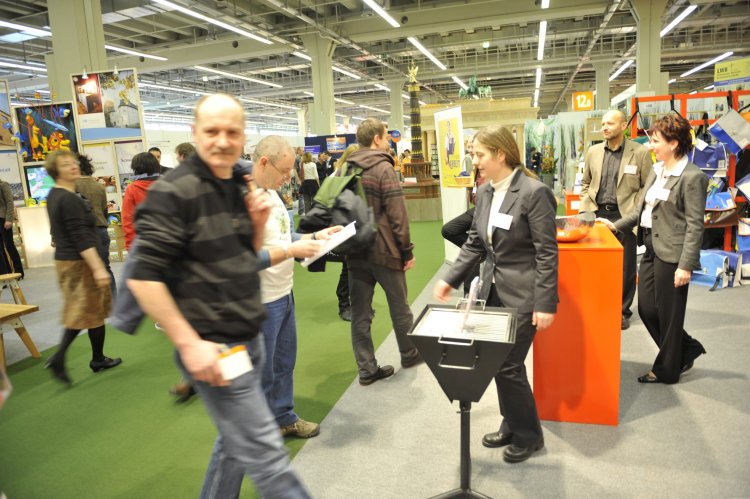 ... noch steht er in der Halle 12, vielleicht bald in Ihrem Garten?