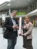 Dr. Hajo Billmann aus Bielefeld bekam ein Pr�sent gespendet von den Werkst�tten der Lebenshilfe e. V. Schweinfurt, Werkstatt Sennfeld